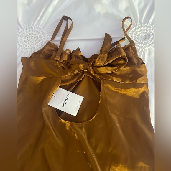 Nighttime slip dress - Picture 2 of 3